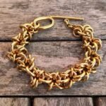 Vintage-Inspired Gold Chain Bracelet Ω